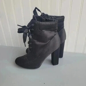 Bamboo Women's Lace Up Side Zip Satin Black High-Ankle Boot Sz 6.5